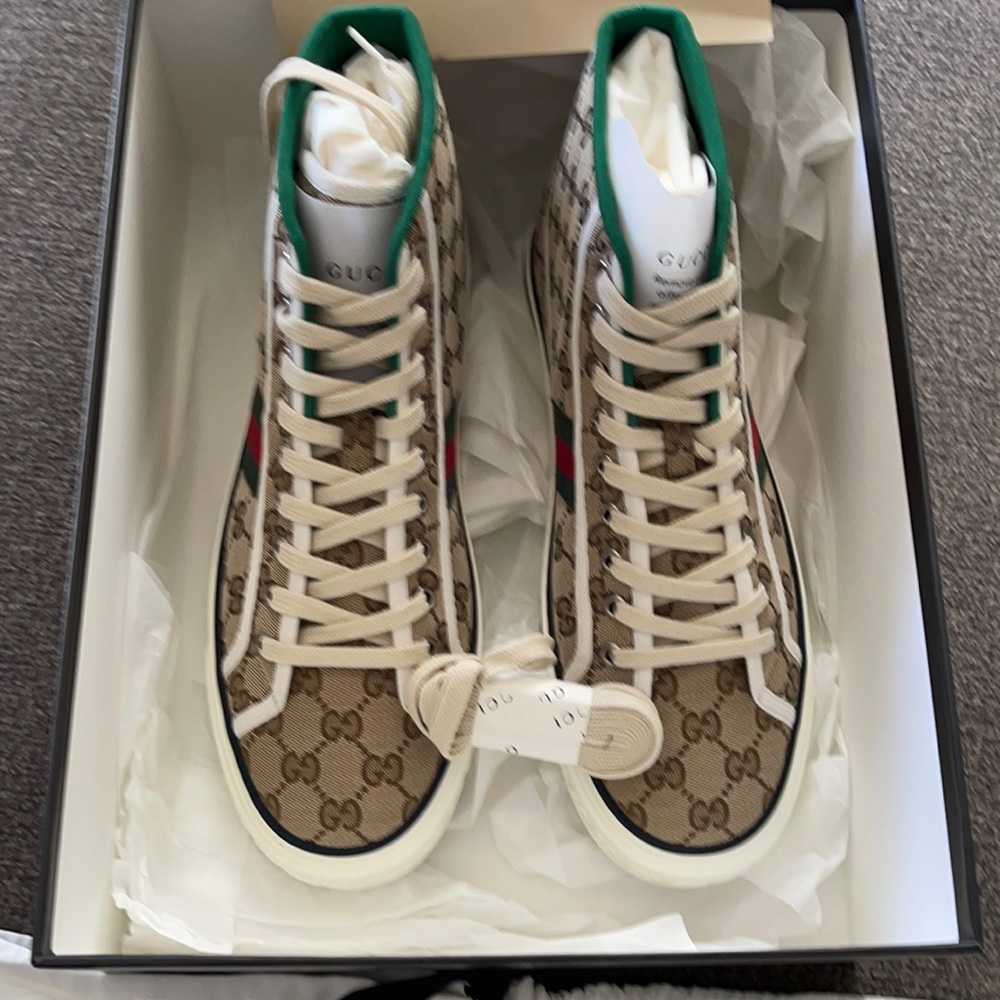 Gucci shoes
